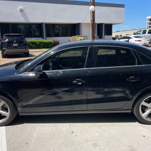 AUDI A3 1.8T PREMIUM - 4