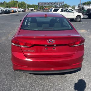 HYUNDAI ELANTRA VALUE EDITION - 7