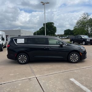 CHRYSLER PACIFICA HYBRID SELECT - 10