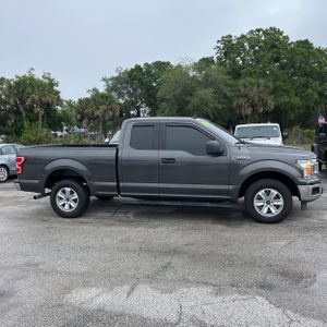 FORD F-150 XLT - 10
