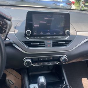 صورة مصغرة 37 لـ 2025 Nissan ALTIMA SR