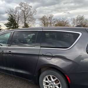 CHRYSLER VOYAGER LX - 6