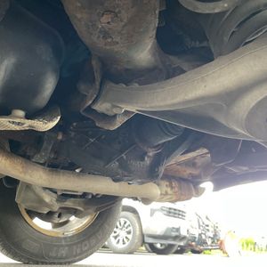 2011 JEEP GRAND CHEROKEE LAREDO — миниатюра 28