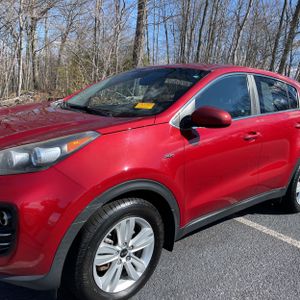 KIA SPORTAGE LX - 2