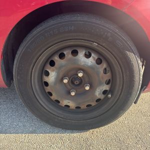 صورة مصغرة 20 لـ 2011 FORD FIESTA SE