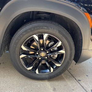 صورة مصغرة 17 لـ 2023 Chevrolet TRAILBLAZER LT