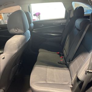 2019 KIA SORENTO LX — миниатюра 30