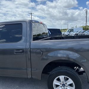 FORD F-150 XLT - 6