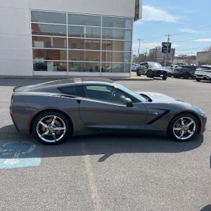 CHEVROLET CORVETTE STINGRAY - 10