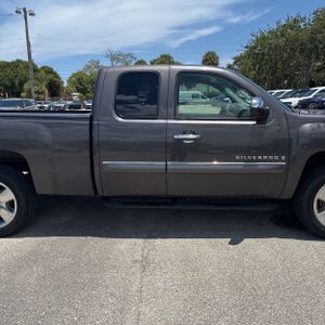 2010 Chevrolet SILVERADO 1500 LT thumbnail 11