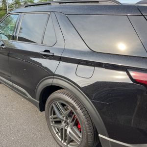 FORD EXPLORER ST - 6