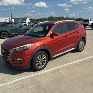 HYUNDAI TUCSON - 1