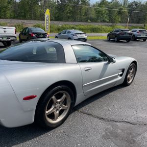 صورة 9 لـ 2003 Chevrolet CORVETTE BASE