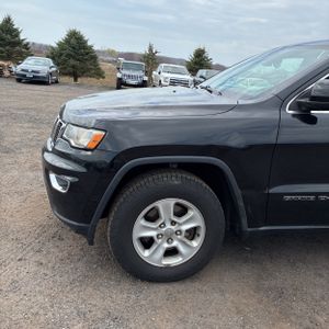 JEEP GRAND CHEROKEE LAREDO - 2