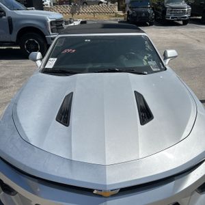 صورة 15 لـ 2017 Chevrolet CAMARO SS