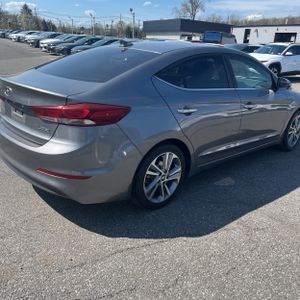 HYUNDAI ELANTRA LIMITED - 8