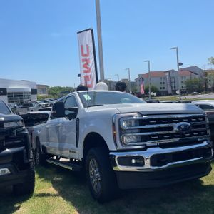 FORD F-250 SUPER DUTY LARIAT - 10