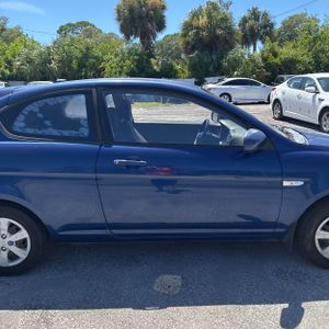 2011 Hyundai ACCENT GS thumbnail 11