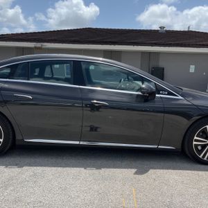 صورة مصغرة 11 لـ 2023 Mercedes-BENZ EQE