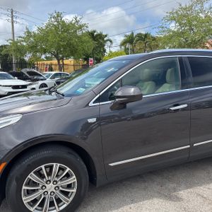 CADILLAC XT5 LUXURY - 2