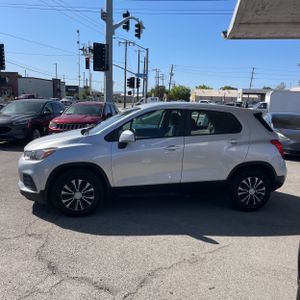 CHEVROLET TRAX LS - 3