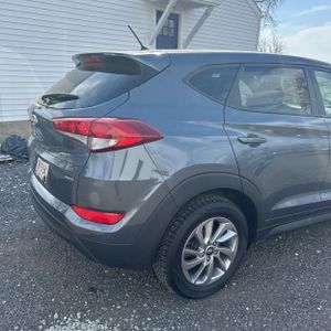 HYUNDAI TUCSON SE - 9