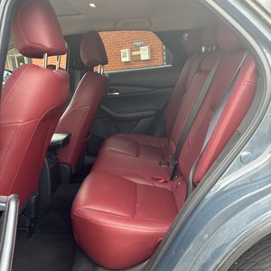 صورة مصغرة 33 لـ 2025 Mazda CX-30 2.5 S CARBON EDITION