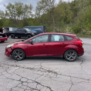 FORD FOCUS SE - 3