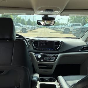 صورة مصغرة 33 لـ 2024 Chrysler PACIFICA TOURING L