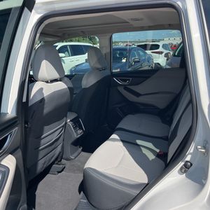 صورة 34 لـ 2021 Subaru FORESTER PREMIUM