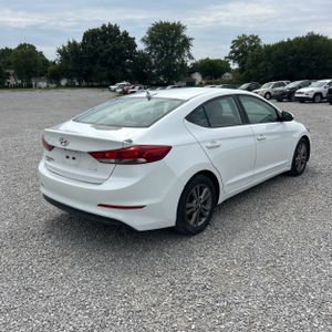 صورة 8 لـ 2018 Hyundai ELANTRA SEL