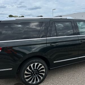2023 Lincoln NAVIGATOR L BLACK LABEL 照片 9