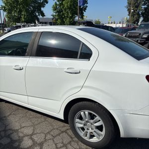 CHEVROLET SONIC LT AUTO - 6