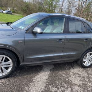 AUDI Q3 2.0T PREMIUM - 4