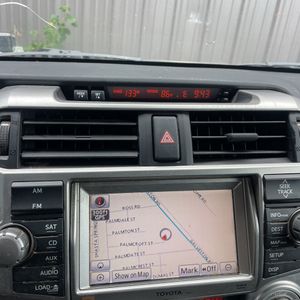 2011 Toyota 4RUNNER LIMITED — миниатюра 70