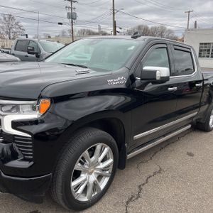 CHEVROLET SILVERADO 1500 HIGH COUNTRY - 2