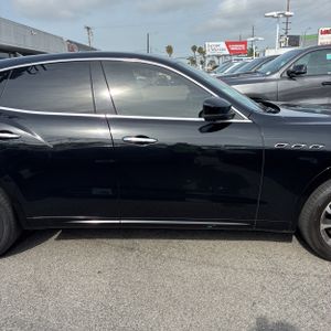 MASERATI LEVANTE S - 10