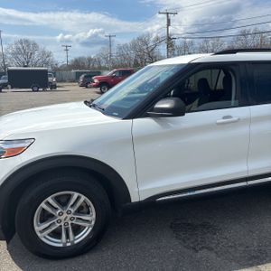 FORD EXPLORER XLT - 2