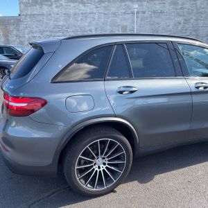 MERCEDES-BENZ GLC AMG - 9