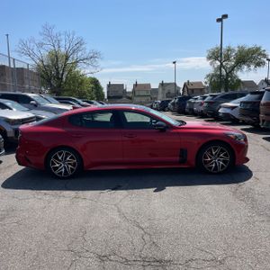 KIA STINGER GT-LINE - 10