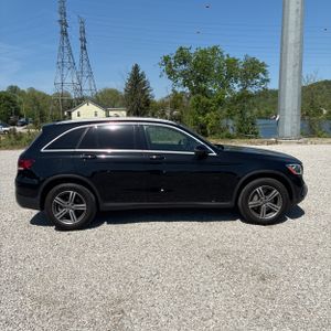 MERCEDES-BENZ GLC - 10