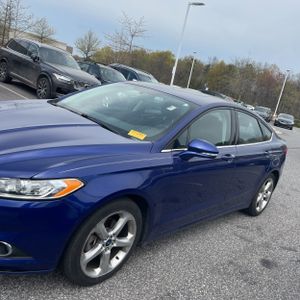 FORD FUSION SE - 3