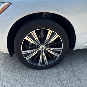 صورة مصغرة 17 لـ 2023 Volvo XC60 B5 PLUS BRIGHT THEME