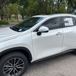 2024 Lexus NX 350 PREMIUM — фото 2