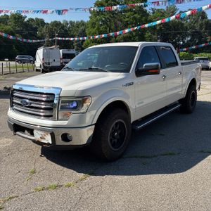 2013 FORD F-150 LARIAT photo 1