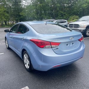 2012 Hyundai ELANTRA GLS — фото 3