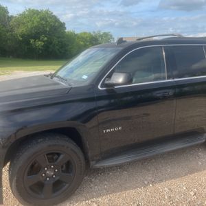 CHEVROLET TAHOE - 2
