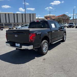 FORD F-150 LARIAT - 8