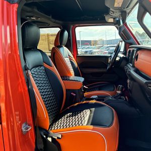 صورة 32 لـ 2018 JEEP WRANGLER UNLIMITED SAHARA