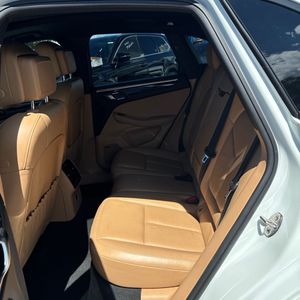 2018 Porsche MACAN BASE — фото 34